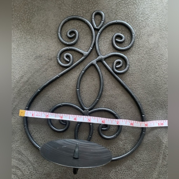 Metal Wall Candle Holder Decor in Black. - Picture 3 of 5
